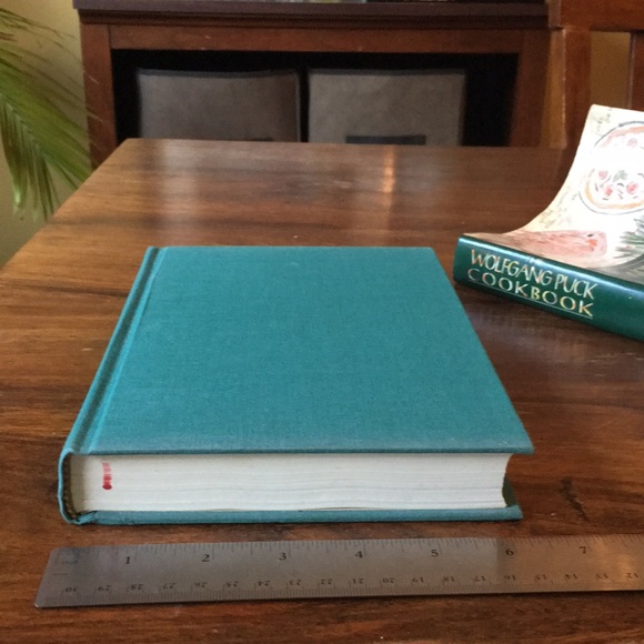 SIGNED The Wolfgang Puck 1986 Vintage Cook Book Cookbook - Picture 8 of 14